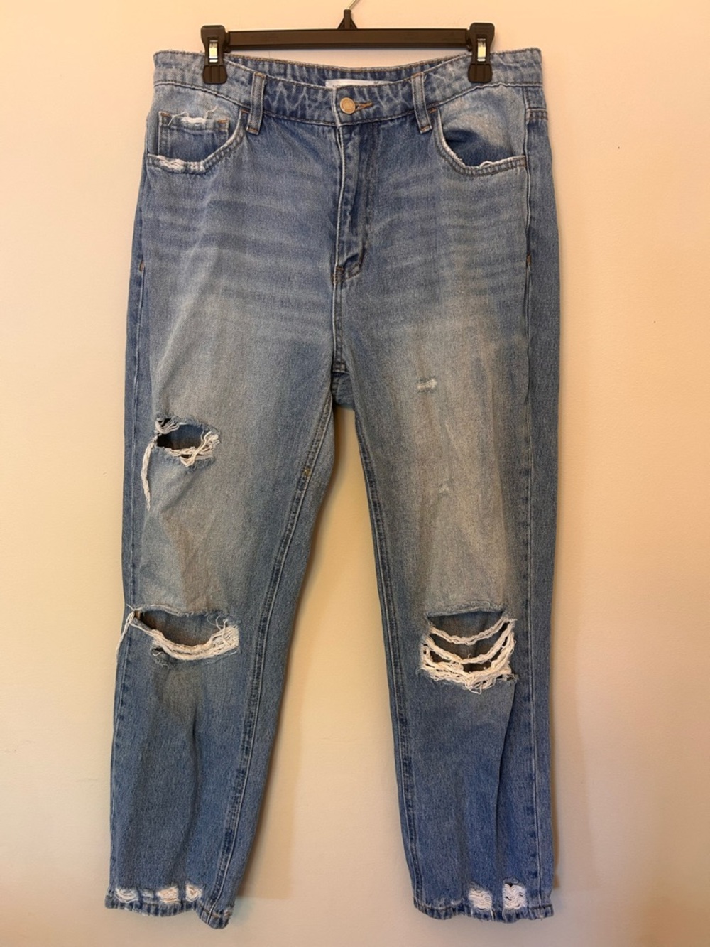 Altar'd State Light Blue Distressed Boyfriend Jeans Size 30